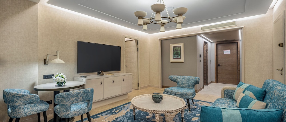 Hilton Istanbul Bosphorus 11