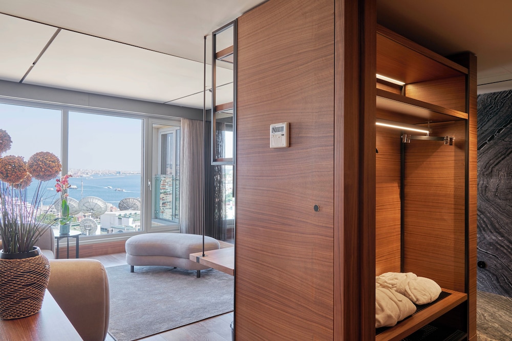Richmond Istanbul Hotel 24