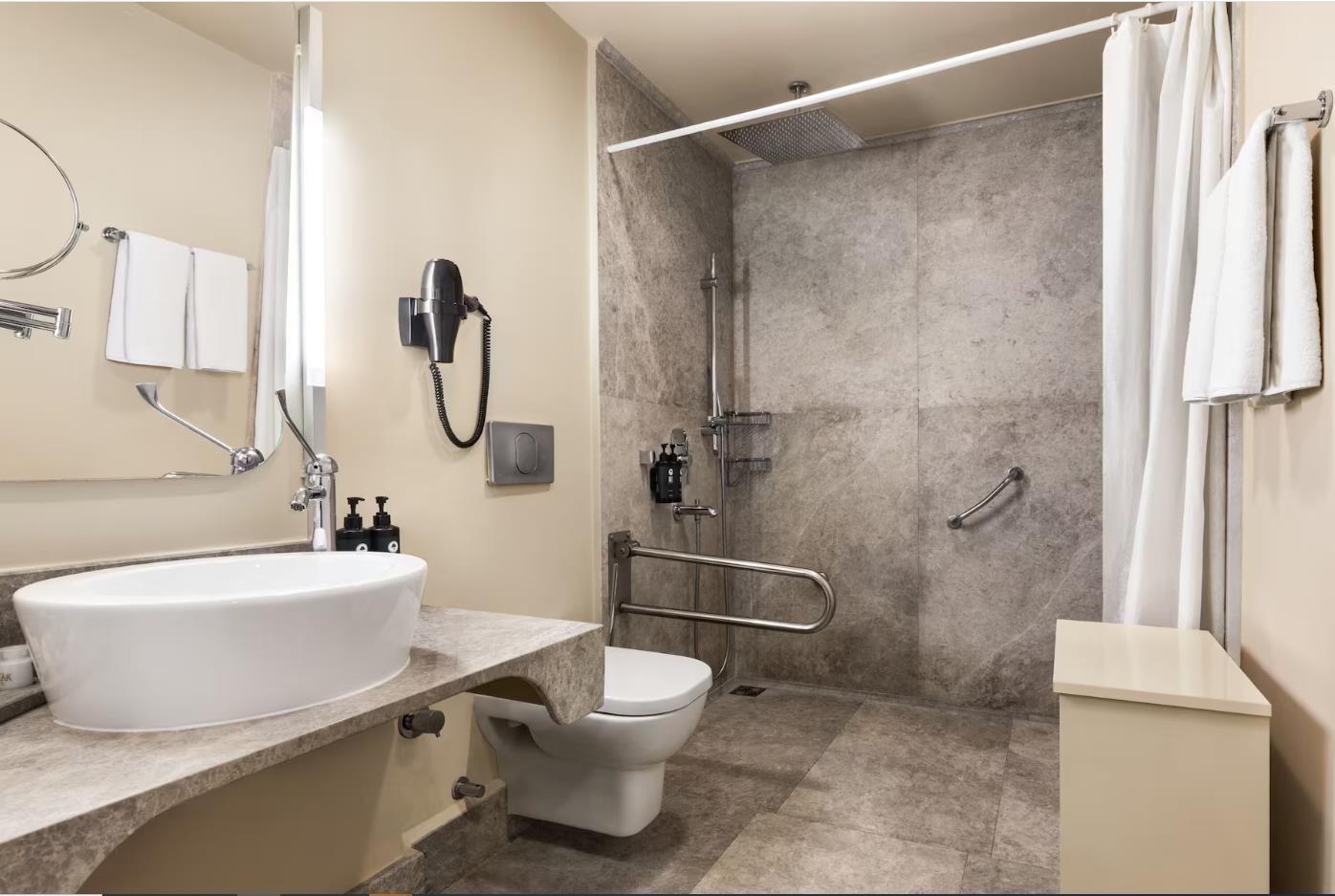 Ramada by Wyndham Istanbul Pera 15