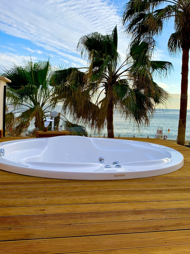 Alaaddin Beach Hotel 4