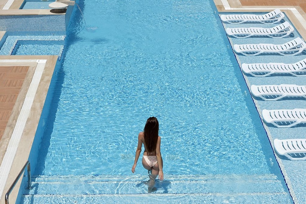 Alaaddin Beach Hotel 12