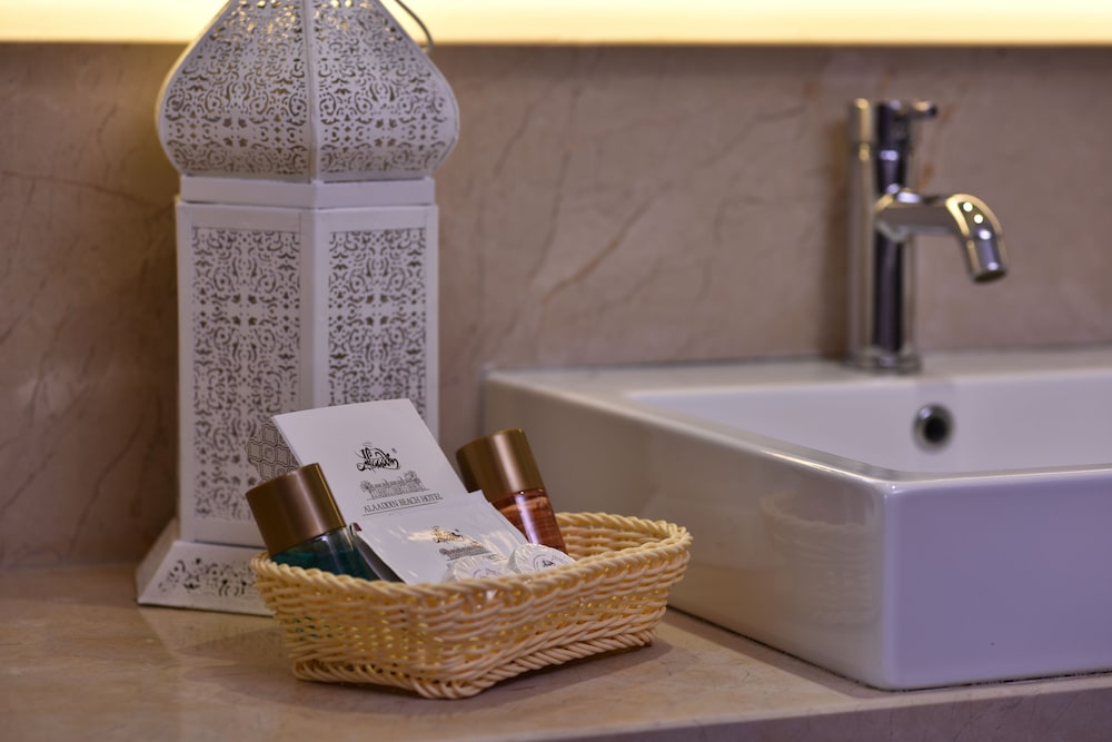 Alaaddin Beach Hotel 10