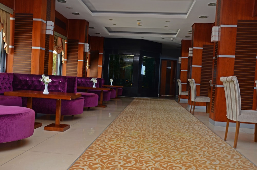 Lara Hotel 3