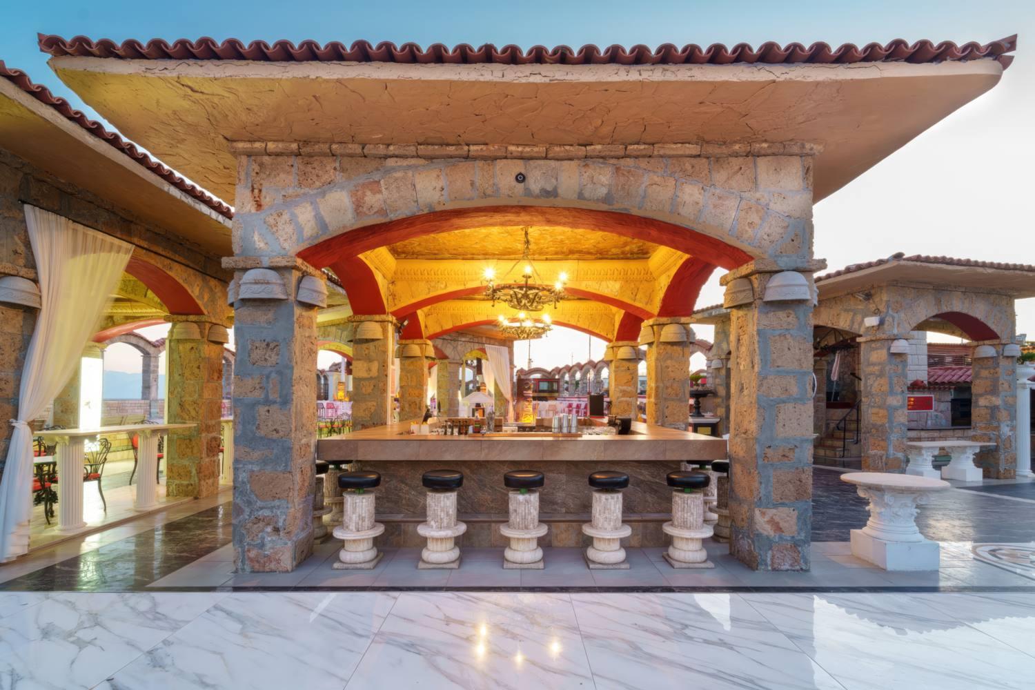 Club Hotel Sera 8