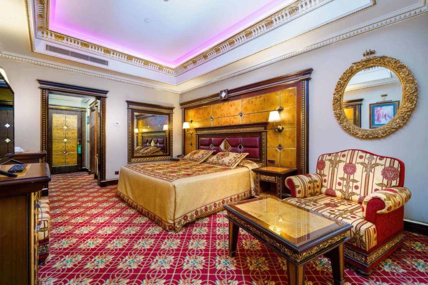 Club Hotel Sera 17