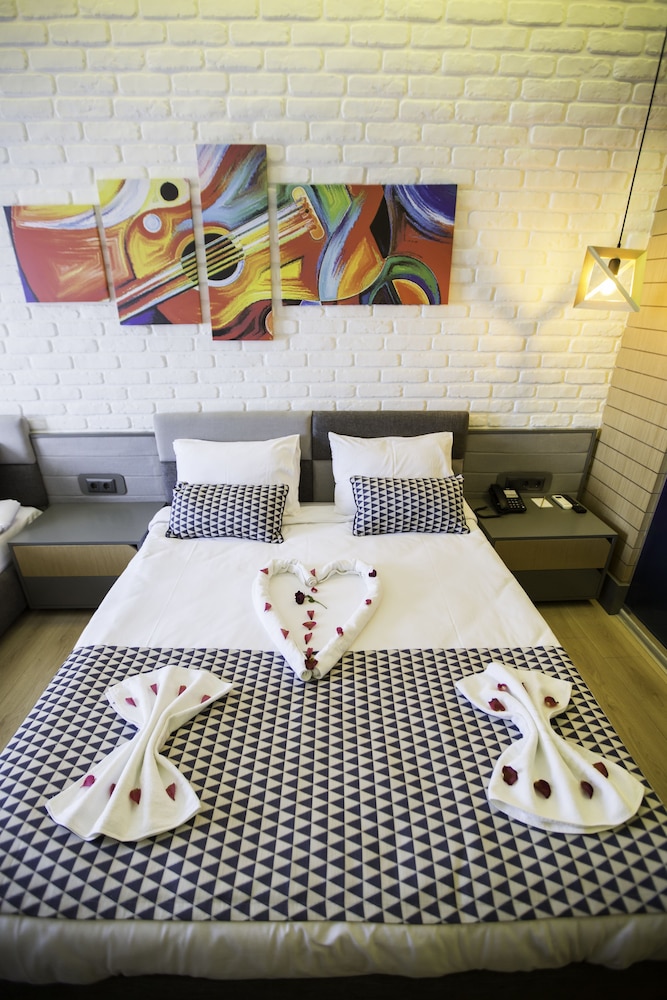 Laren Family Hotel & Spa 14