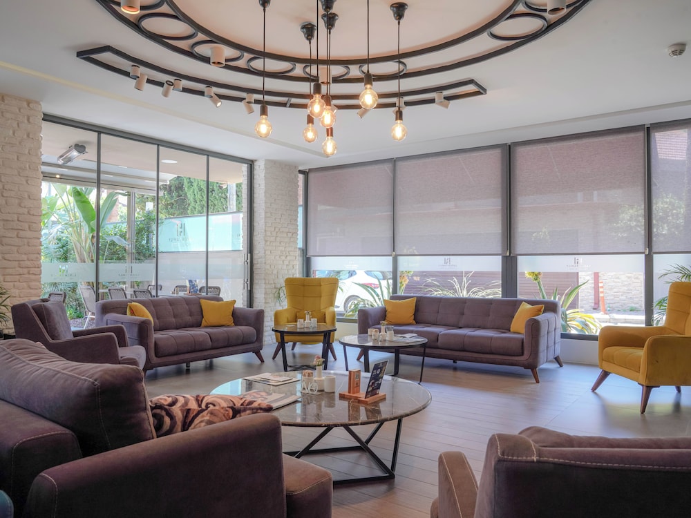 Laren Family Hotel & Spa 8