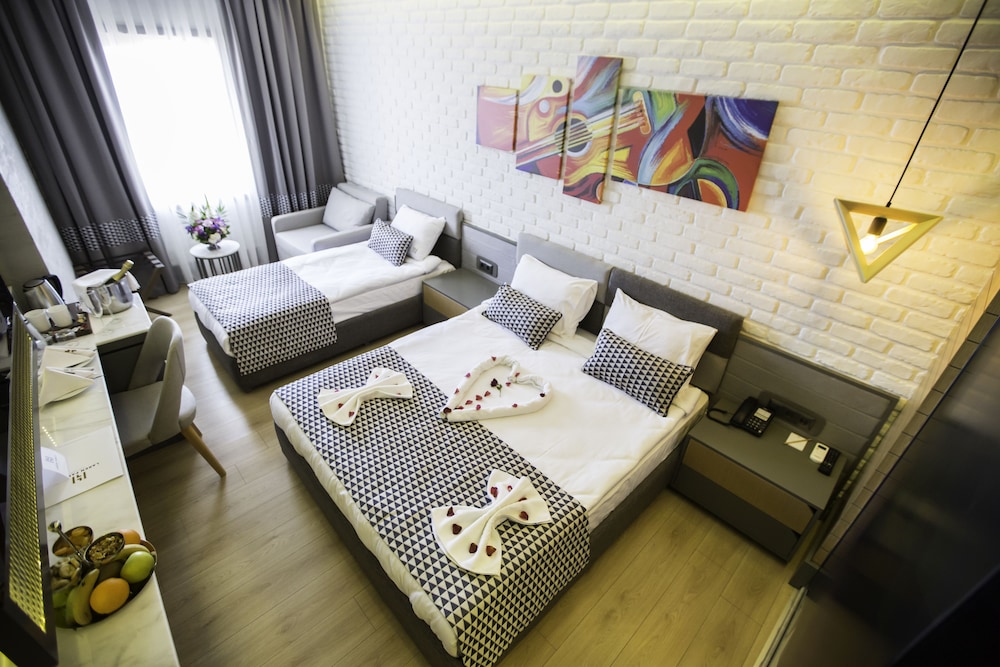 Laren Family Hotel & Spa 16