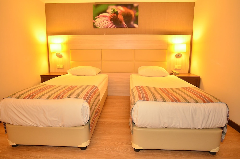 alltoura Club Hotel Side Prenses Resort & Spa 4