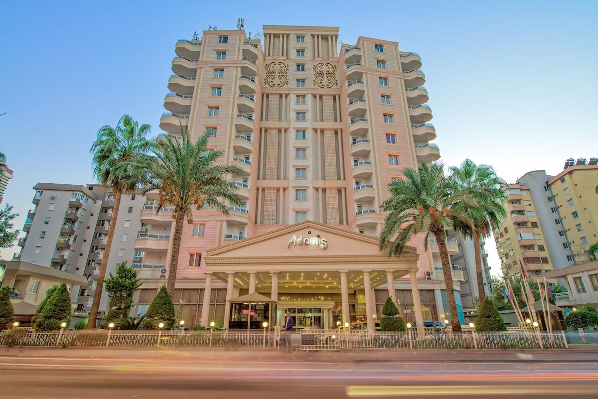Adonis Hotel 3