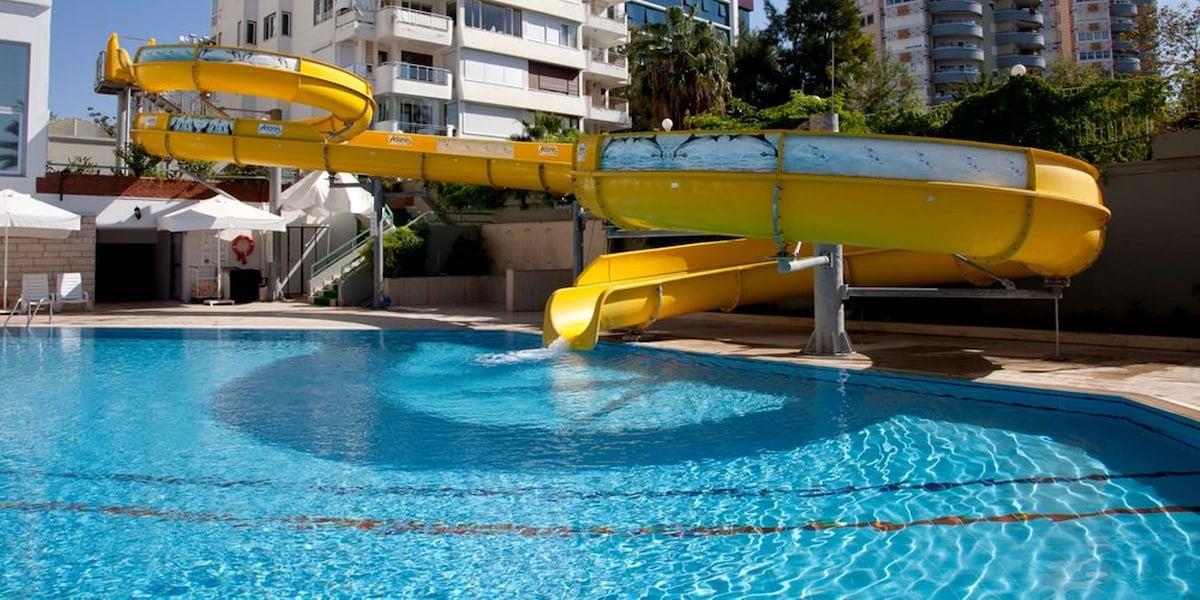 Adonis Hotel 5