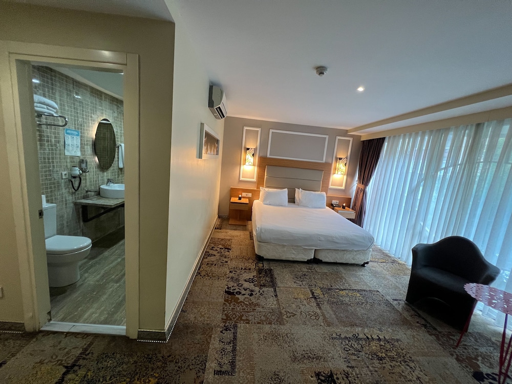 All Seasons Hotel Istanbul 5