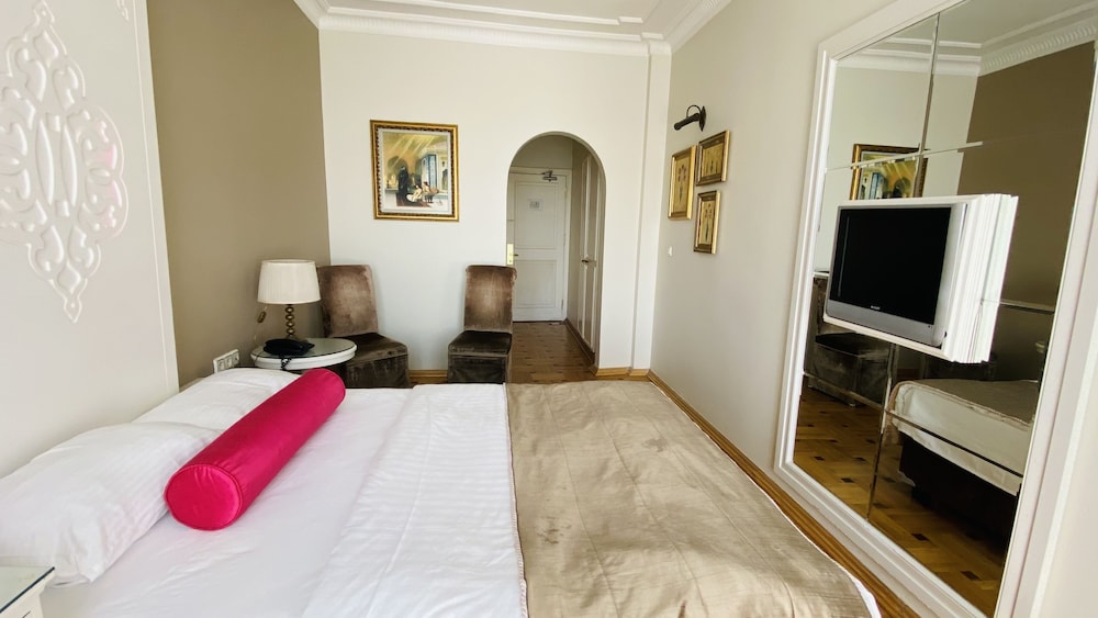 Avicenna Hotel 18