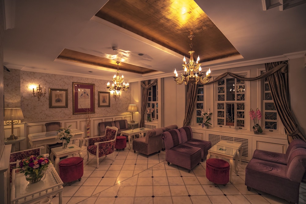 Avicenna Hotel 4
