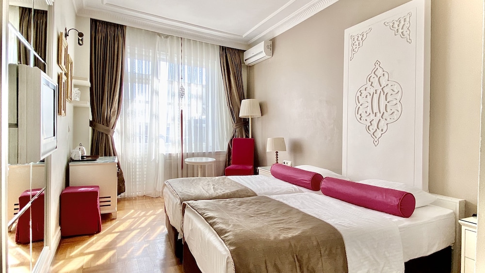 Avicenna Hotel 19