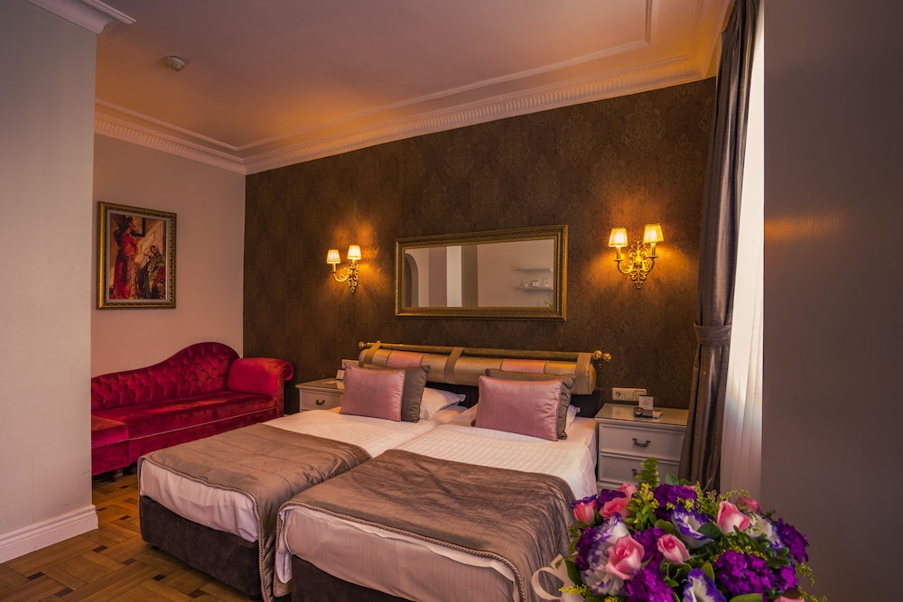 Avicenna Hotel 10