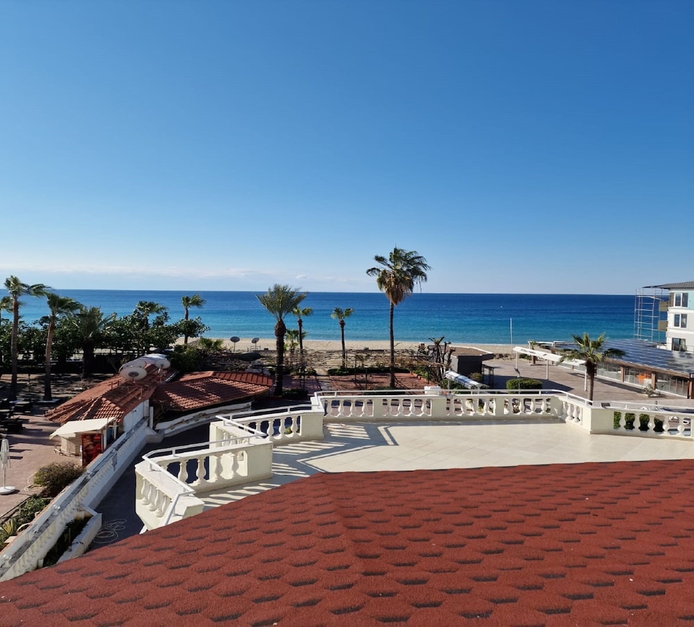 Azak Hotel 9