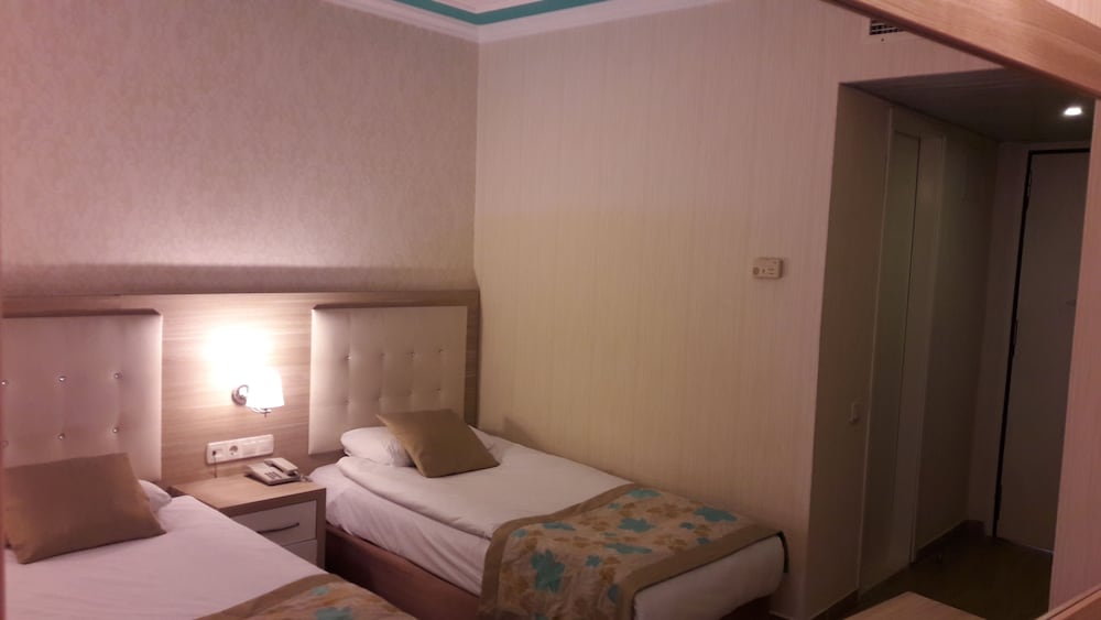 Cender Hotel 12