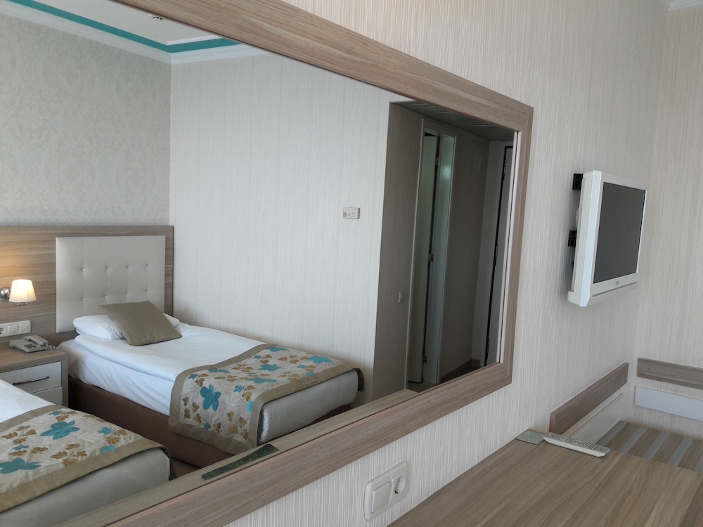Cender Hotel 10