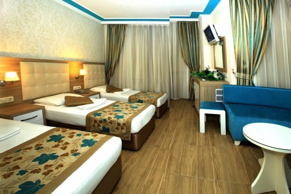 Cender Hotel 22