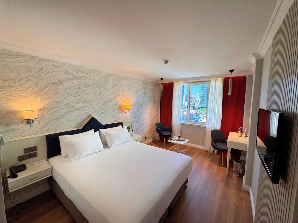 Dedeman Istanbul 23