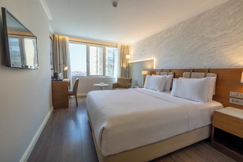 Dedeman Istanbul 21
