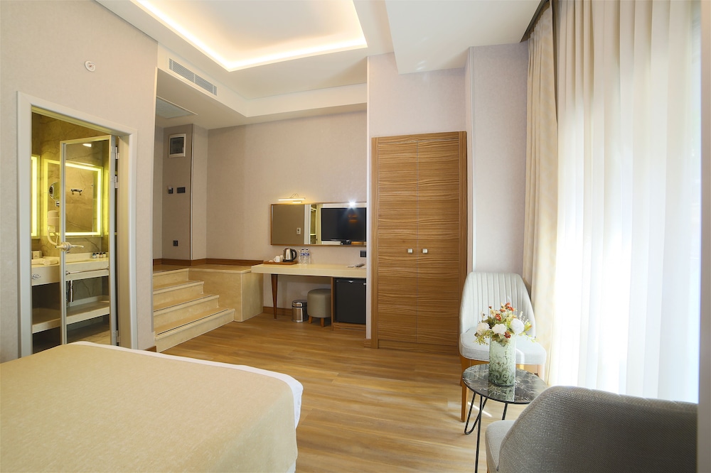 Erboy Hotel 12