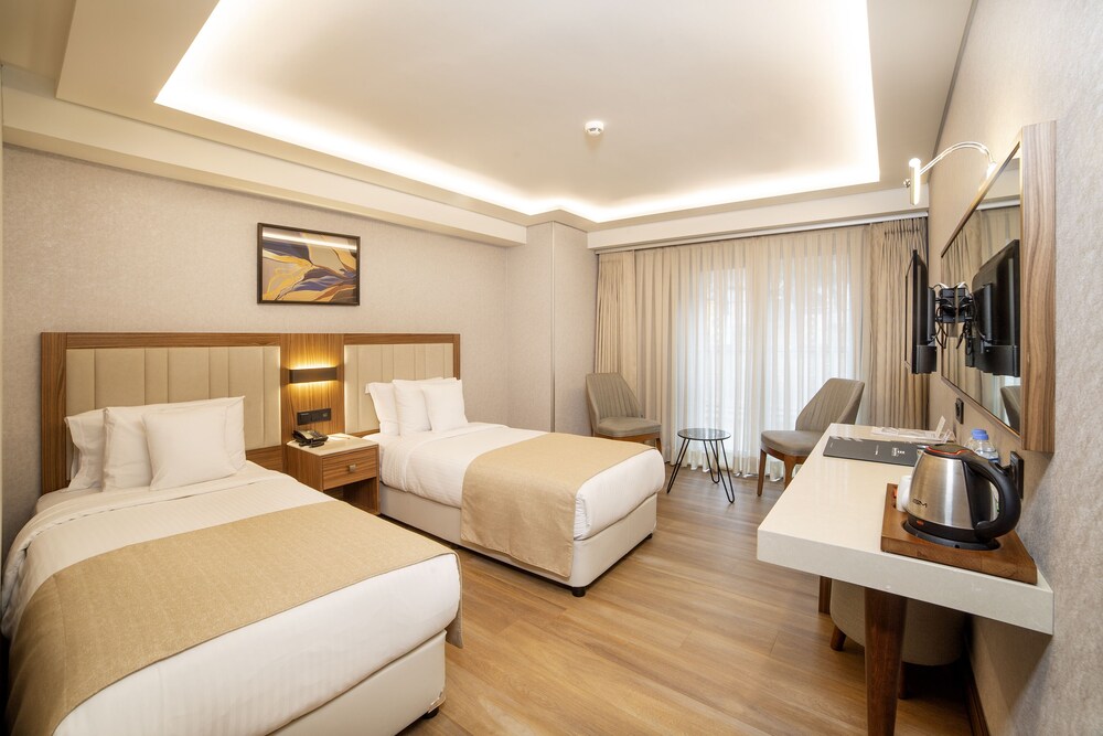 Erboy Hotel 24