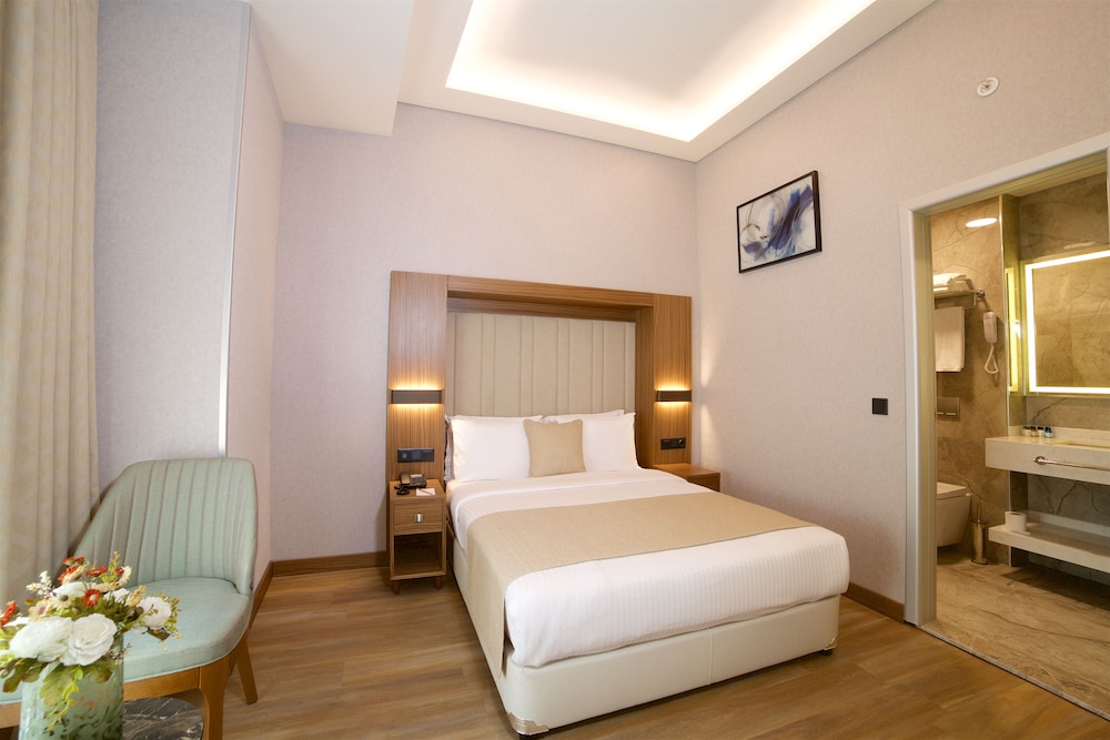 Erboy Hotel 9