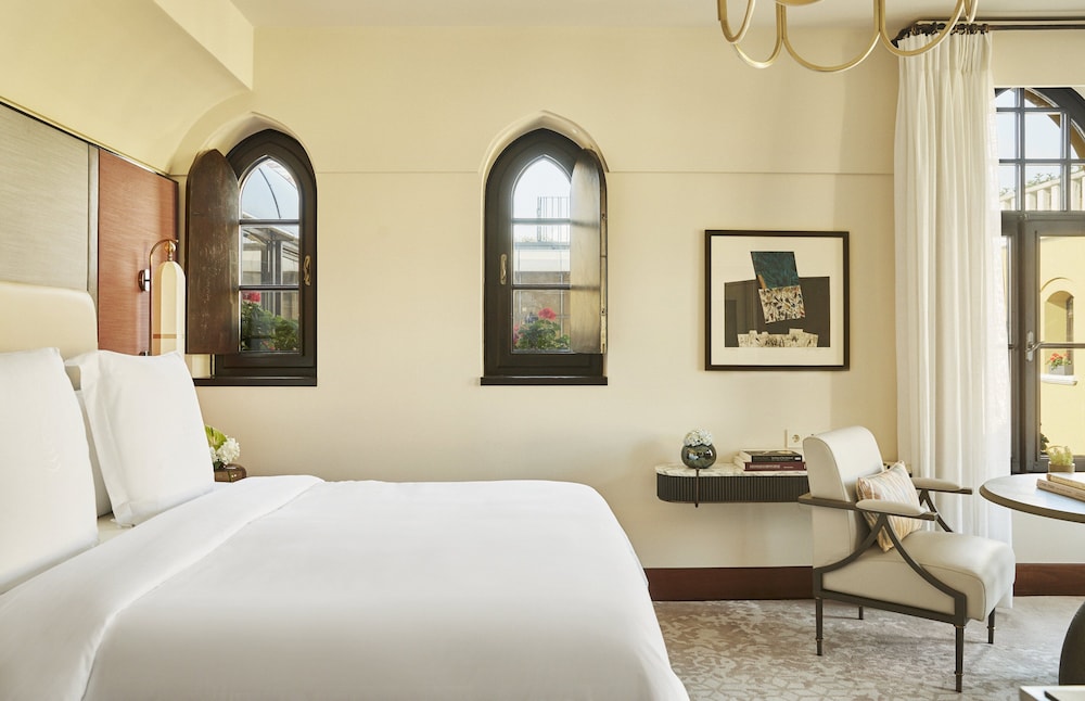 Four Seasons Hotel Istanbul at Sultanahmet 12