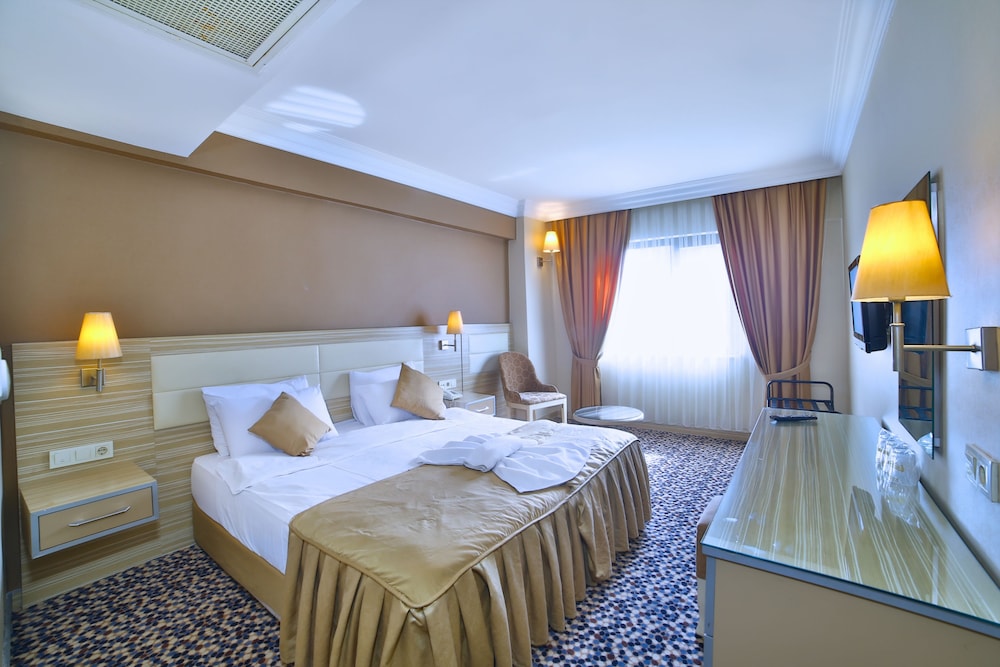 Grand Emin Hotel 11