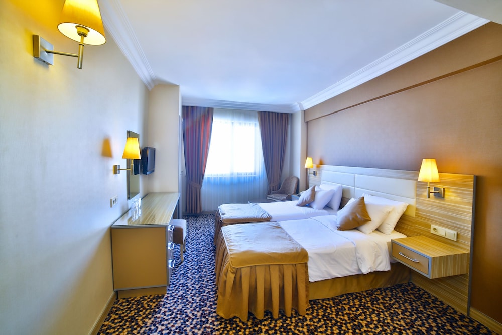 Grand Emin Hotel 13
