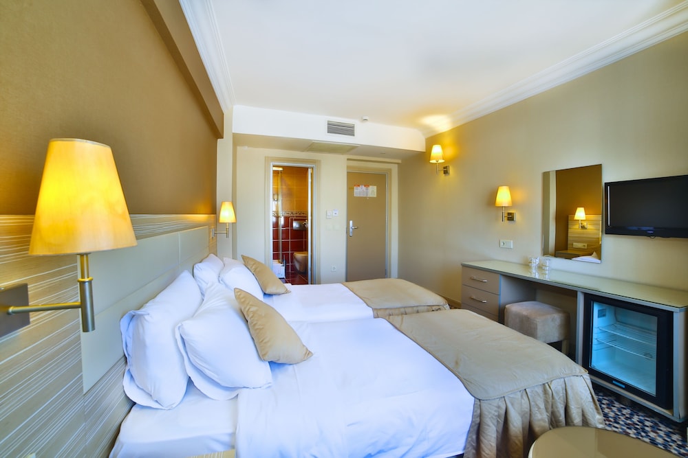 Grand Emin Hotel 9