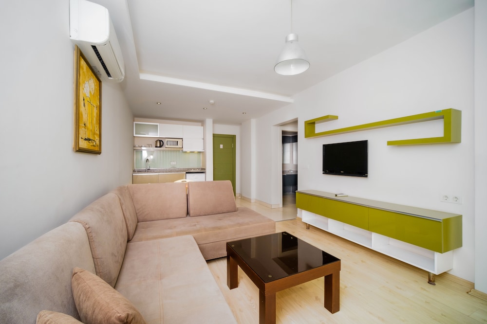 Delfino Boutique Apart Hotel 4