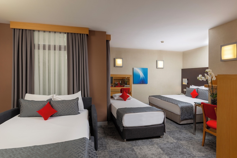 Nippon Hotel 11