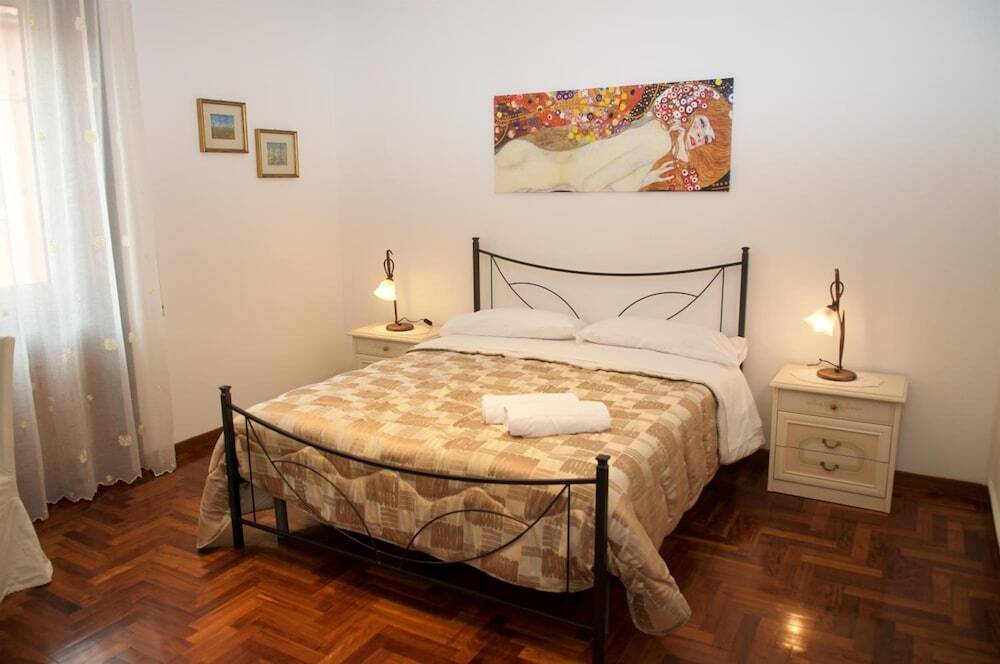 La Maison Royale 4