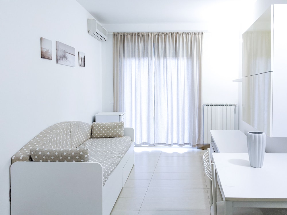 Isa Residence Fiumicino Airport 14