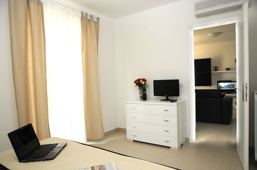 Isa Residence Fiumicino Airport 8