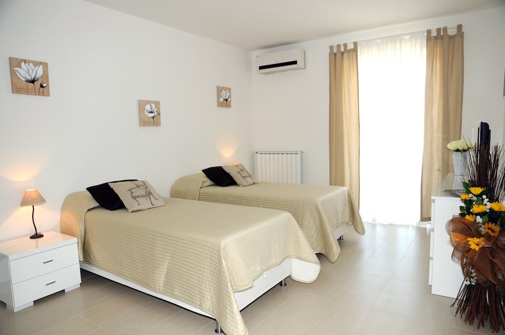Isa Residence Fiumicino Airport 11
