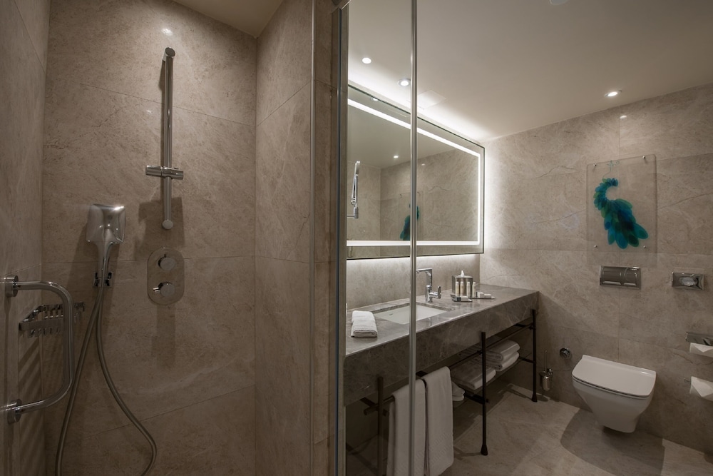 Doubletree by Hilton Istanbul Sirkeci 10