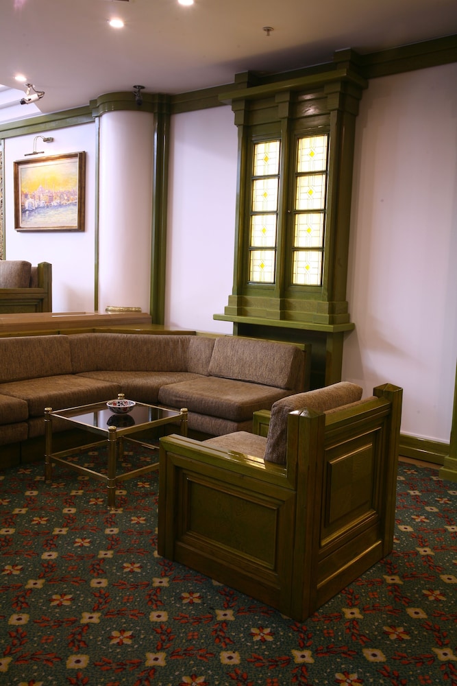 Istanbul Royal Hotel 11