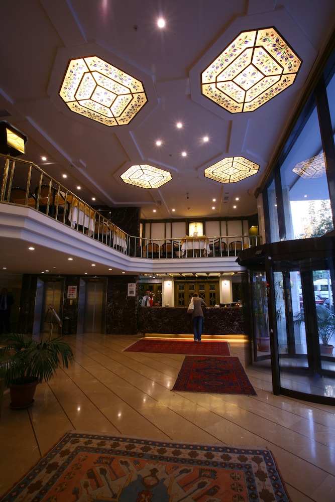 Istanbul Royal Hotel 9