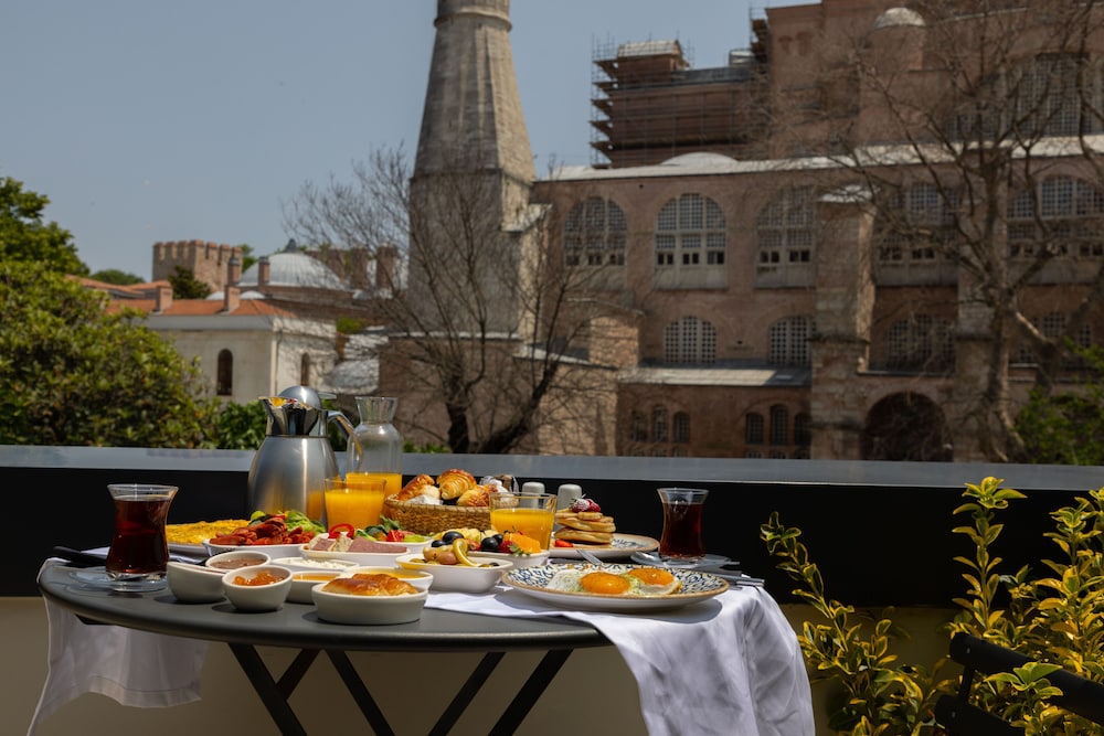 Hotel Saint Sophia Istanbul 1