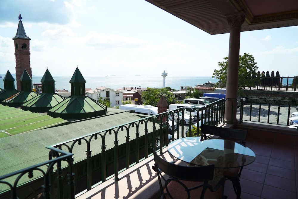 Sultanahmet Palace Hotel 6