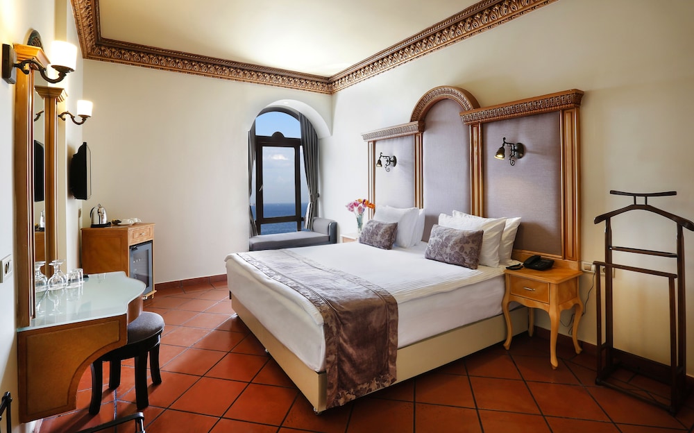 Sultanahmet Palace Hotel 17