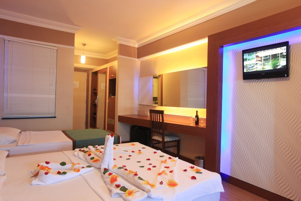 Taç Premier Hotel & Spa 9