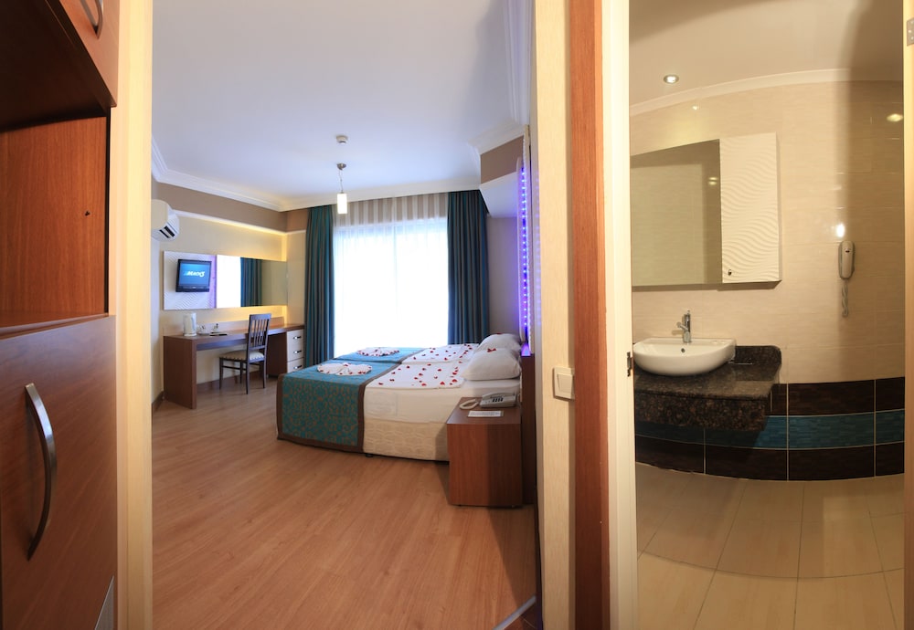 Taç Premier Hotel & Spa 22