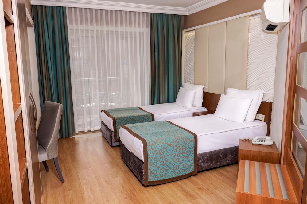 Taç Premier Hotel & Spa 14