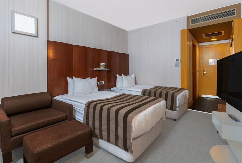 Point Hotel Taksim 17