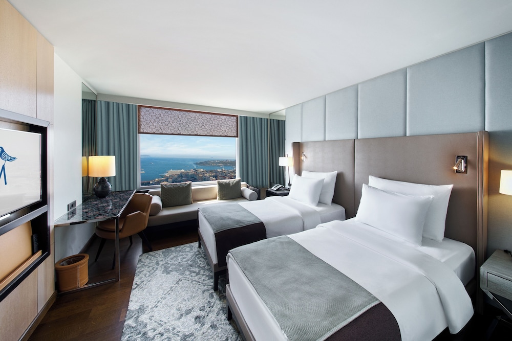 The Marmara Taksim 19